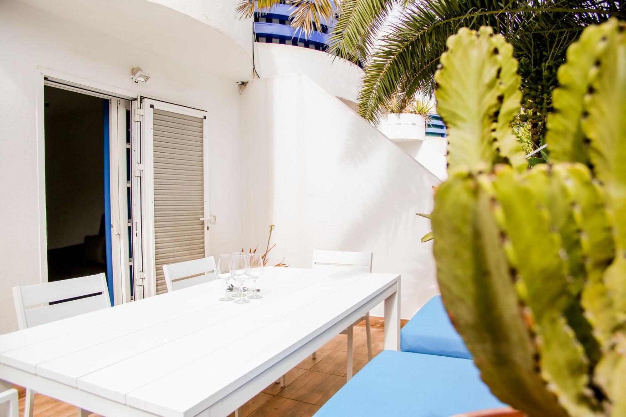 Casa Rachele Apartment คอร์ราเลโฮ ภายนอก รูปภาพ
